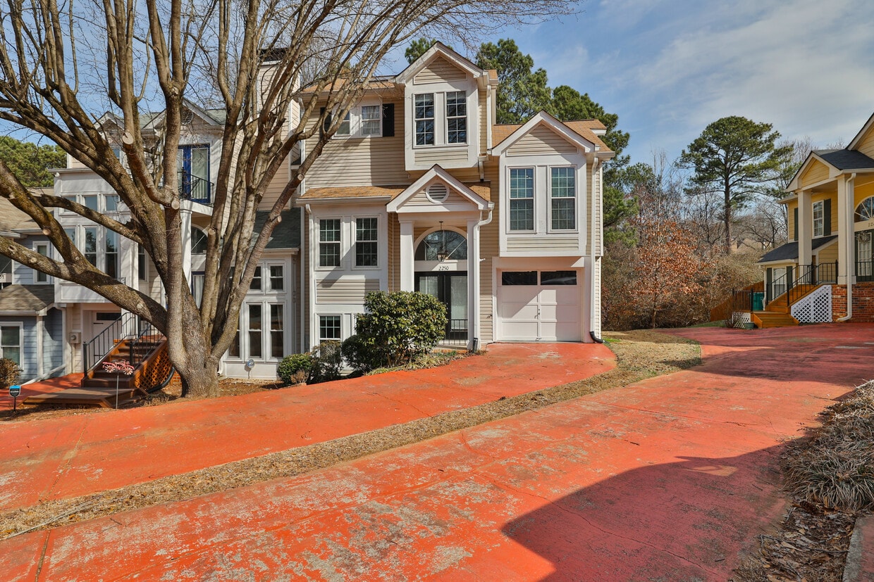 2250 Goodwood Blvd SE, Smyrna, GA 30080 House Rental in Smyrna, GA