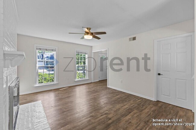 Foto del edificio - 8730 Fieldgate Dr