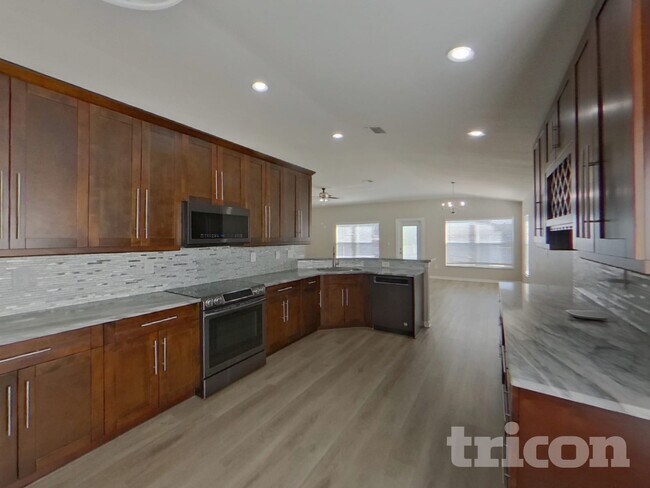 Foto del edificio - 14214 Edinburgh Moor Dr