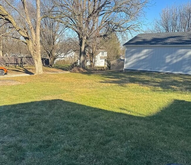 Foto del edificio - 294 W Clinton St