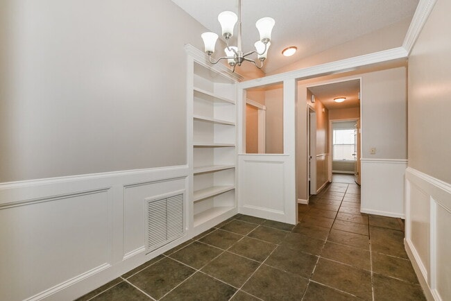 Building Photo - 8064 Marseilles Dr