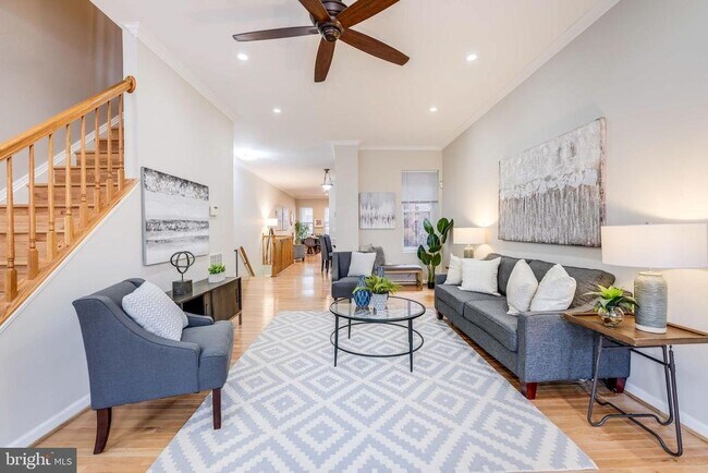 Foto del edificio - 27 Todd Pl NE