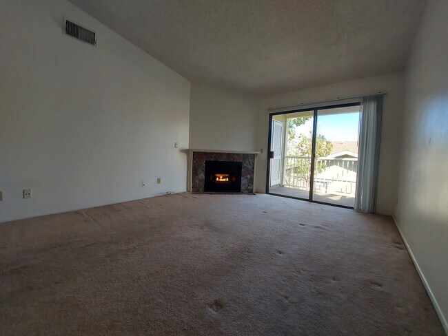 Building Photo - 1131 Packers Cir