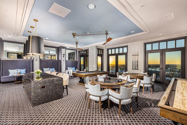 Foto del edificio - Anindell Folsom 55+ Residences