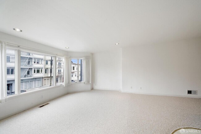 Foto del edificio - 328 2nd Ave