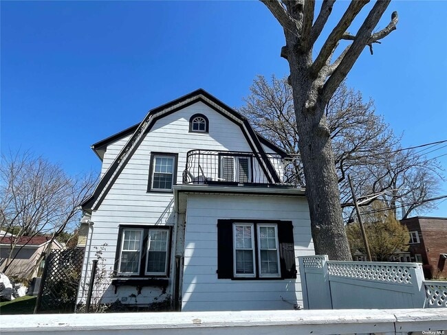 Building Photo - 209-29-209-34 34th Rd