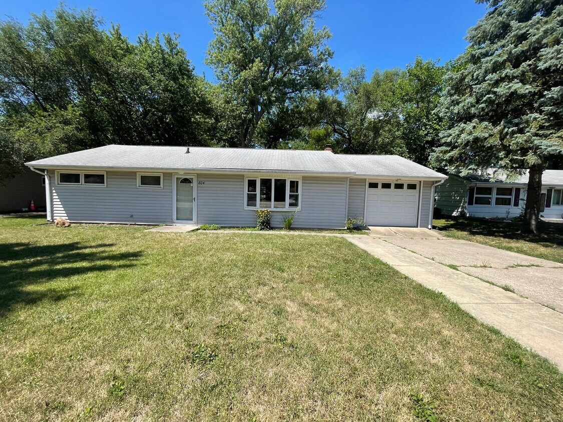 Primary Photo - 3 bedroom 1 bathroom West Lafayette