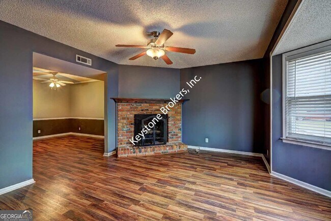 Foto del edificio - 4377 Barrington Pl