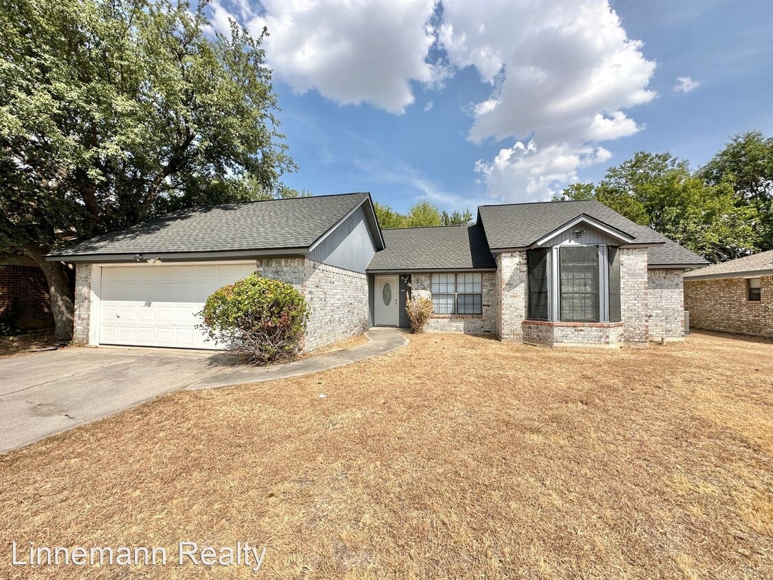 Primary Photo - 3 br, 2 bath House - 2116 Schwertner Drive