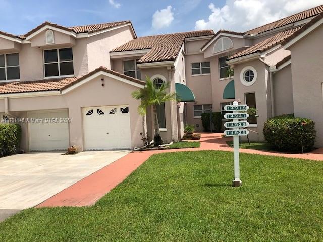 Foto principal - 14923 SW 15th St
