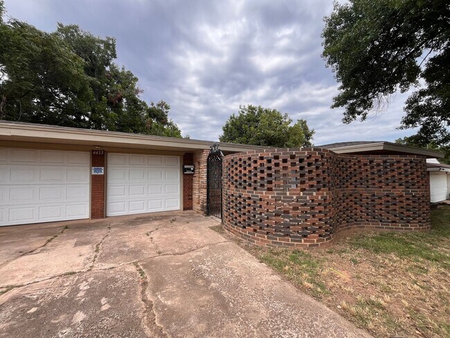 Building Photo - 3 Bed 1.5 Bath in OKC
