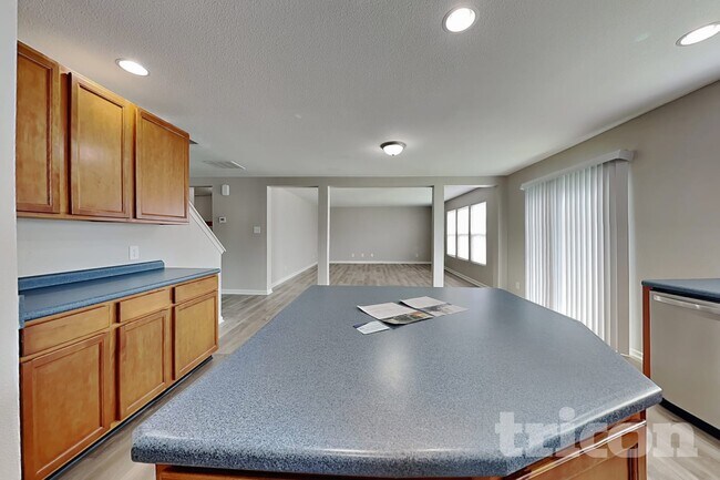 Foto del edificio - 3105 Arrowroot Ln