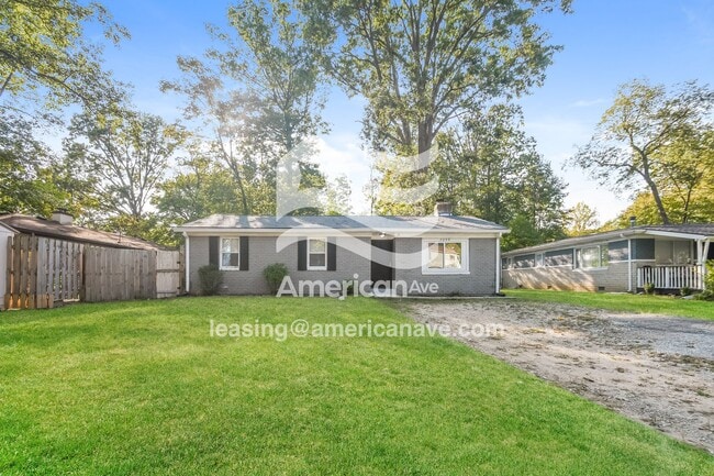 Building Photo - 3608 N Sadlier Dr