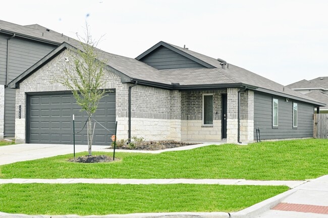 Building Photo - 12302 Rock Basin Dr