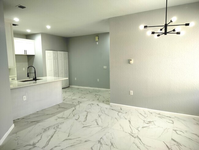 Foto del edificio - 826 Middleton Dr SW
