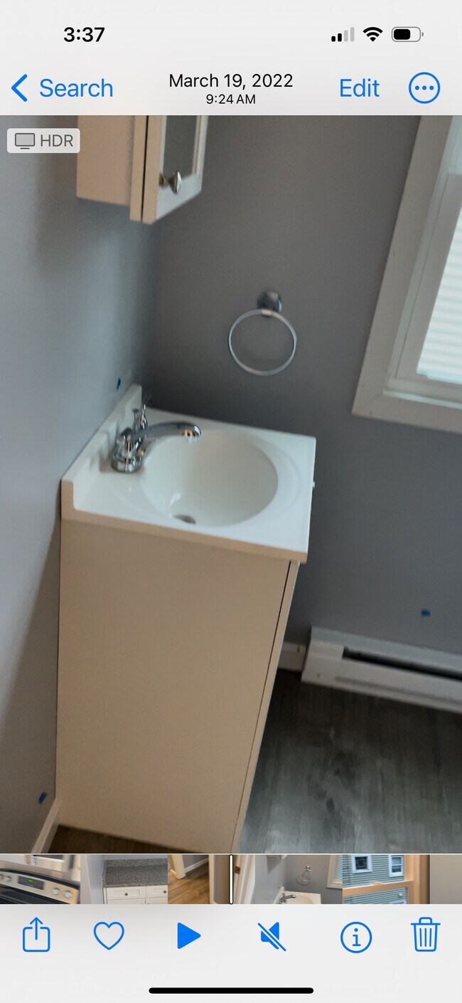 Building Photo - 145 Tower St