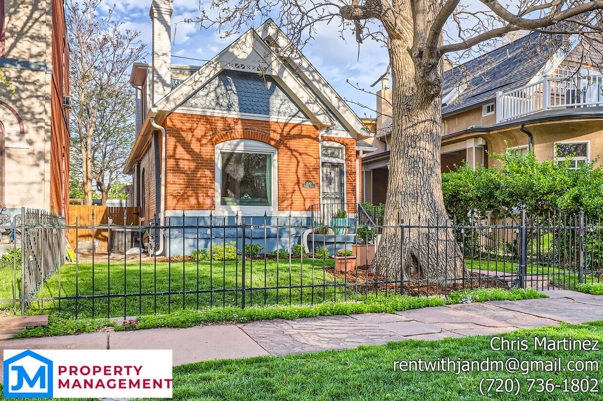 Foto principal - 2045 Emerson St