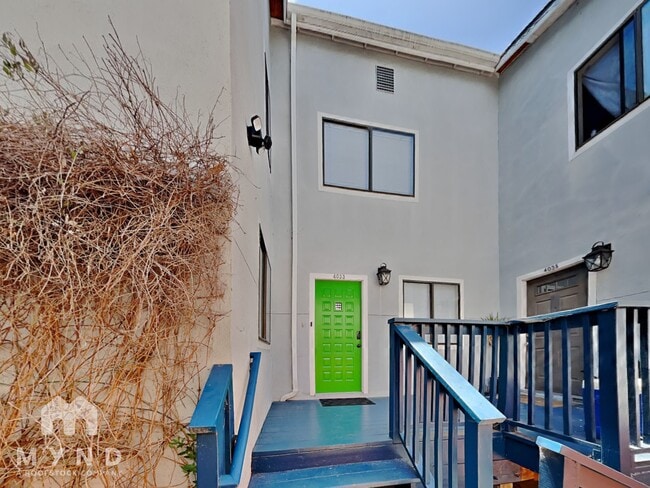 Building Photo - 4033 Lincoln Ave