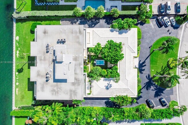 Foto del edificio - 286 Bal Bay Dr