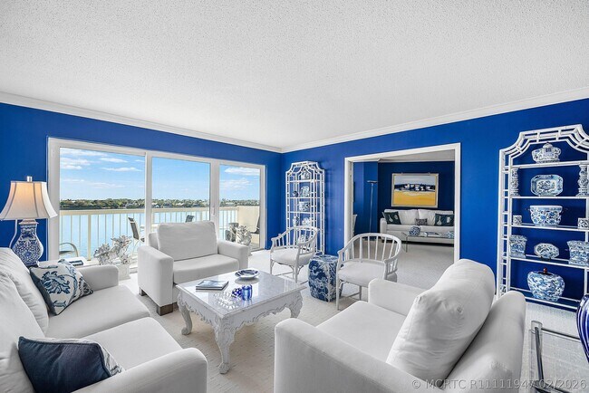 Building Photo - 2600 N Flagler Dr