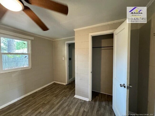 Building Photo - 1153 Tammy St