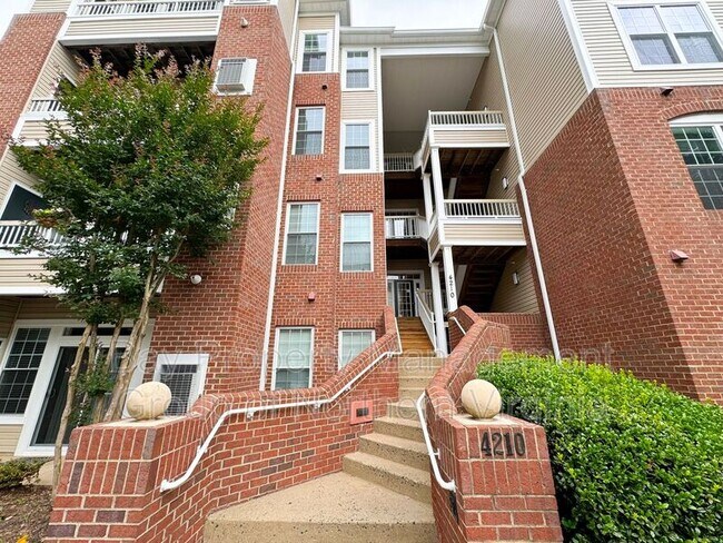 Foto del edificio - 4210 Mozart Brigade Ln