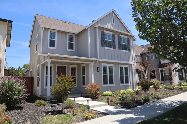 Photo - 3281 Crocker Dr House