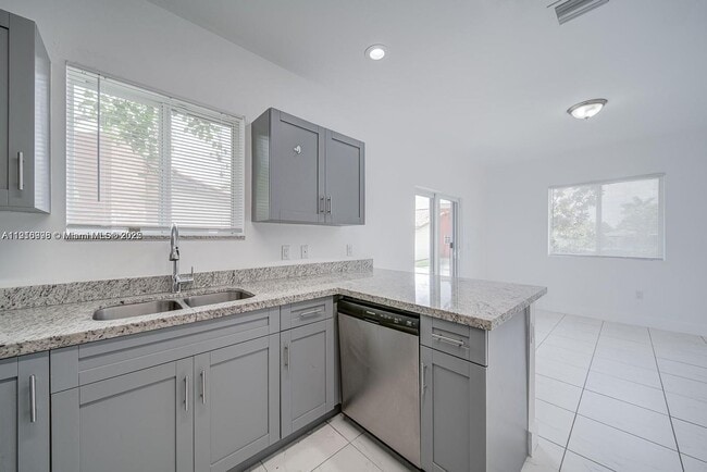 Photo - 14708 NE 7th Ave House