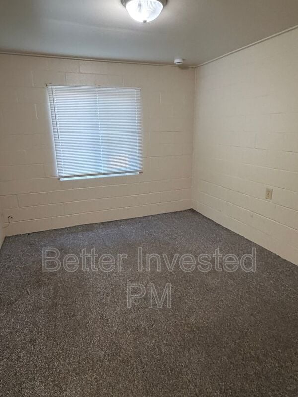 Building Photo - 540 Talmage Rd