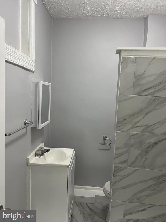 Foto del edificio - 1524 E 28th St