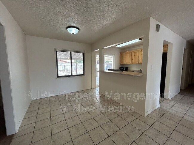 Foto del edificio - 2104 Smith Ln