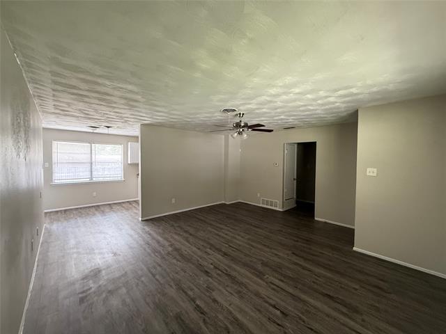 Foto del edificio - 4828 Harper Dr