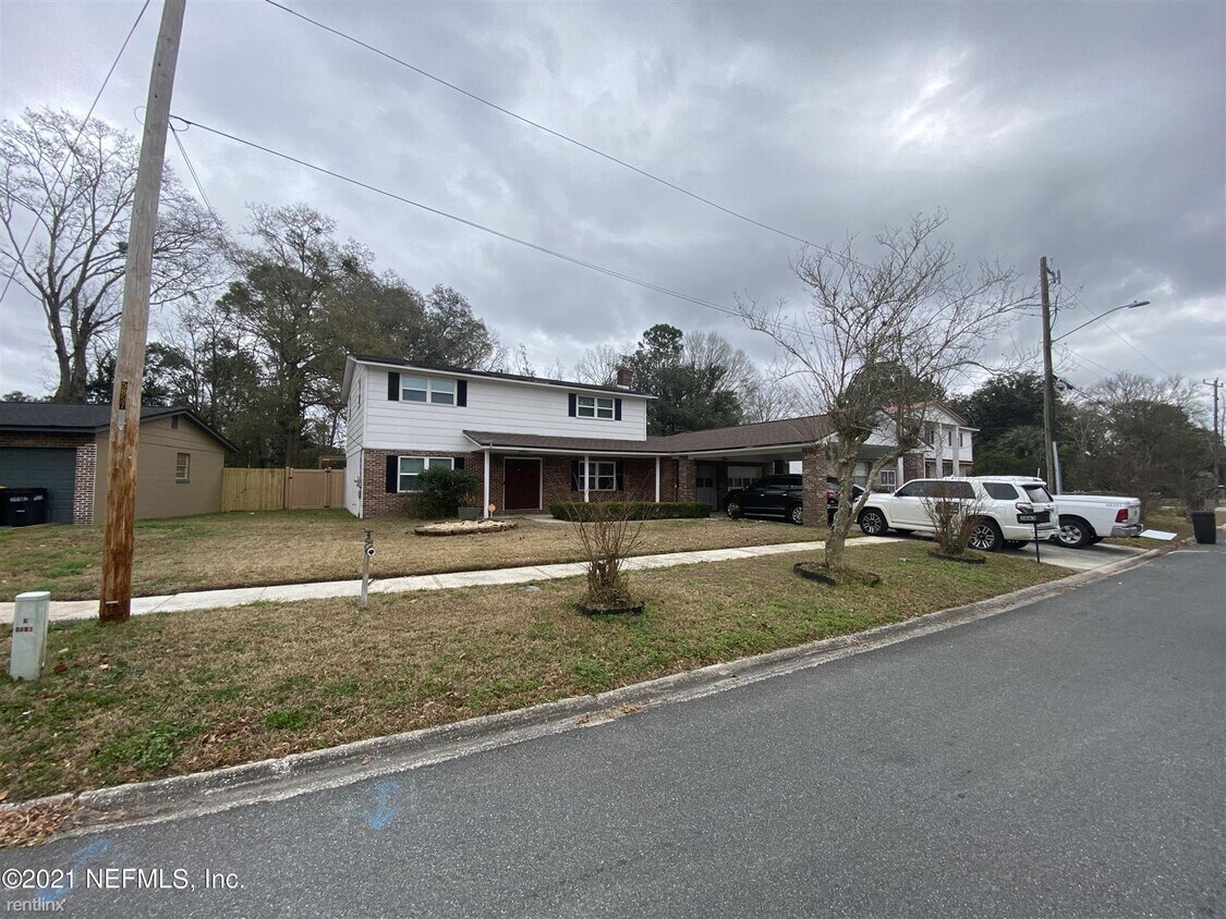 Primary Photo - 4 br, 2 bath House - 5863 Le Sabre Rd