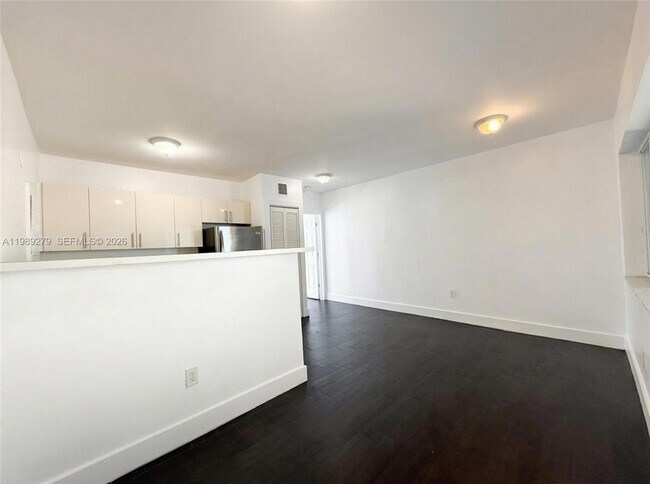 Foto del edificio - 1040 NW 3rd Ave