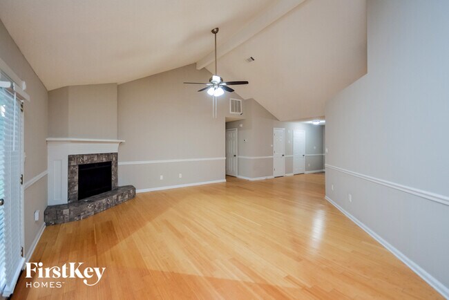 Building Photo - 1727 Boulder Cove