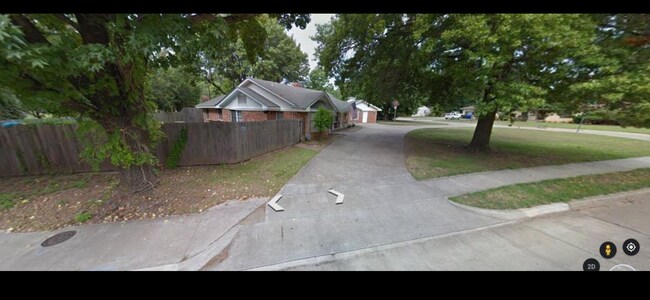 Foto del edificio - 1002 Brookside Dr