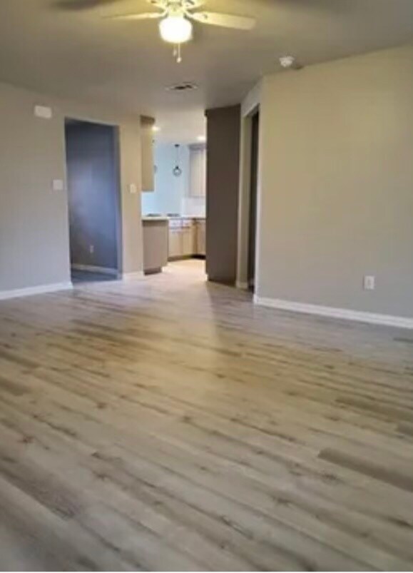 Foto del edificio - 4703 Chapman St