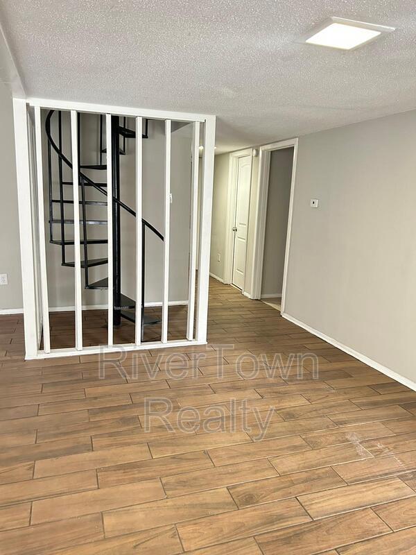 Foto del edificio - 3366 Fairbanks St