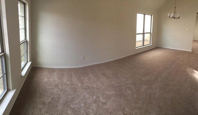 Foto del edificio - 1512 Chama Dr