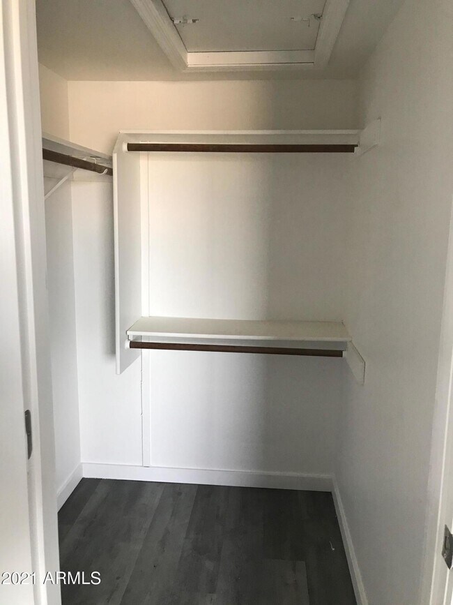 16644 E Westby Dr Unit 201, Fountain Hills, AZ 85268 Room for Rent in