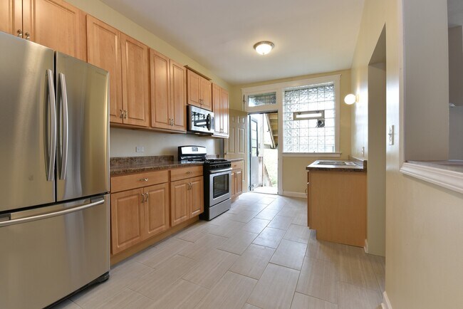 Foto del edificio - 5121 S Ingleside Ave