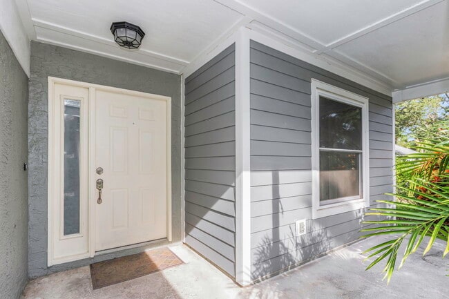 Foto del edificio - 2931 Shannon Cir