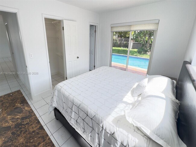 Foto del edificio - 3225 SW 94th Ave