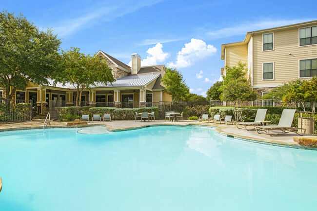 Building Photo - The Ranch at State Highway 123