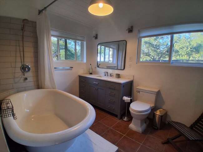 Foto del edificio - 1794 S Rice Rd