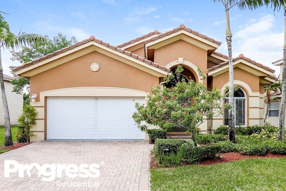 Foto principal - 753 Triana St