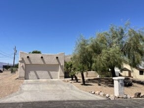 Building Photo - 583 Aloha Way