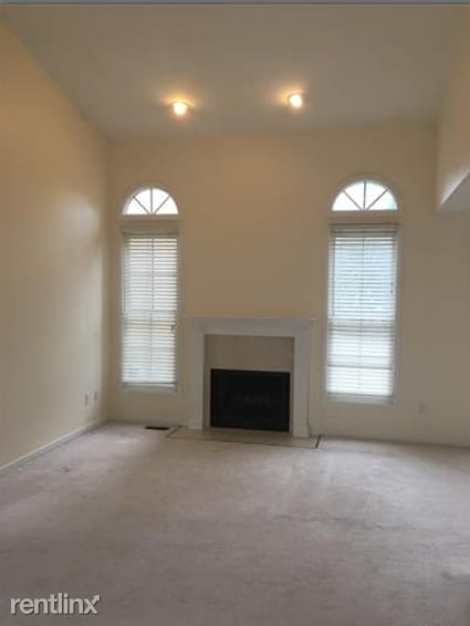 Building Photo - 3 br, 2.5 bath House - 24263 Weathervane Ct