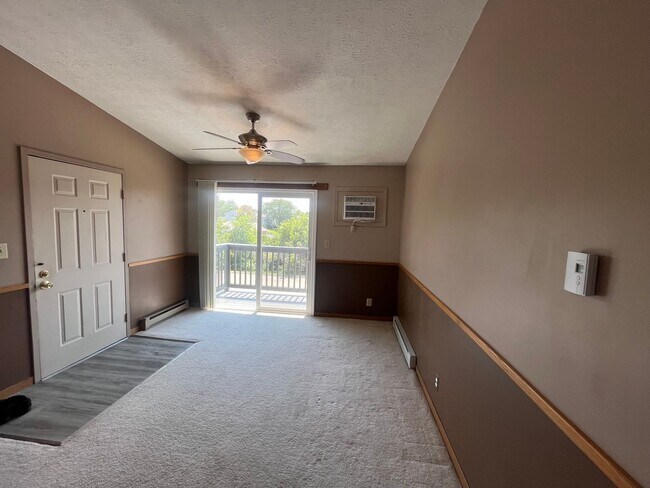 Building Photo - 2541 Neil Armstrong Dr