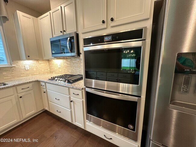 Building Photo - 126 Rambling Brk Trl